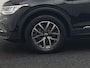 Volkswagen Tiguan 1.4 TSI eHybrid Life Plug In Hybrid 245pk Dealer O.H. PHEV | Trekhaak Af Fabriek | Adaptive Cruise | Sportstoelen & Stuur Verwarmd | Virtual | Keyless | Blis | Navigatie | DAB |
