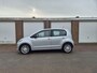 Volkswagen Up! 1.0 cup up! BlueMotion / 1e eigenaar /Stoelverwarming / Cruisecontrol / Parkeersensoren