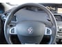 Renault Scenic 1.2-116pk TCe Dynamique. Praktische en ruime wagen ! Autm. airco dual, navigatie, trekhaak, metallic lak, panoramadak, in hoogte verstelb. voorstoelen, telefoonvoorb., cruise control etc.