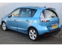 Renault Scenic 1.2-116pk TCe Dynamique. Praktische en ruime wagen ! Autm. airco dual, navigatie, trekhaak, metallic lak, panoramadak, in hoogte verstelb. voorstoelen, telefoonvoorb., cruise control etc.