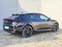 Kia EV6 GT-Line AWD 77.4 kWh / 325 Pk / Fabrieksgarantie tot 12-2028 / Dealer Onderhouden / HUD / 360 Camera / Dodehoek / Navigatie / Apple Carplay & Android Auto / Stoelverwarming & Stuurwielverwarming / Stoelventilatie / Elektr. Stoelen / Meridian Surround Audio / Elektr. Achterklep /