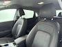 Hyundai Kona Electric EV Premium 64 kWh | Stoel & Stuurverwarming | Stoelventilatie | Adaptive Cruise | Dodehoekdetectie | Achteruitrijcamera | soh 95,1% |