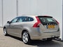 Volvo V60 2.4 D6 AWD Plug-In Hybrid Summum 1e eig. bj 2014 Distributie vv. Volledig onderhouden! Nette Auto!