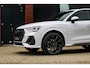 Audi Q3 45 TFSI e S edition 245PK | Zwart optiek | Camera | Keyless | Ambianceverlichting
