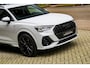 Audi Q3 45 TFSI e S edition 245PK | Zwart optiek | Camera | Keyless | Ambianceverlichting