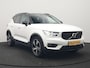 Volvo XC40 T5 Recharge R-Design PHEV 263pk Dealer O.H. | Adaptive Cruise | Camera | Lederen Sportstoelen Memory & Verwarmd | Apple Carplay | Stuur Verwarmd | 19"L.M | Virtual | Blis | Navigatie | DAB | Plug In Hybrid