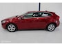 Volvo V40 2.0 T2 Momentum LEER / NAVI