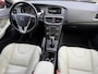 Volvo V40 2.0 T2 Momentum LEER / NAVI