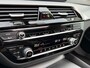 BMW 5-Serie Touring 530e Business Edition Plus|Pano|Hifi|Trekhaak|Sfeerverlichting|Leder|Stoelverwarming