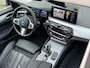 BMW 5-Serie Touring 530e Business Edition Plus|Pano|Hifi|Trekhaak|Sfeerverlichting|Leder|Stoelverwarming