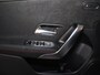 Mercedes-Benz A-klasse 180 Business Solution AMG | Panoramaschuifdak | Achteruitrijcamera | Nightpakket | MULTIBEAM LED | Stoelverwarming |