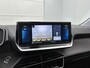 Peugeot e-208 EV Allure 50 kWh 136pk Automaat | Glazen Dak | Adaptieve Cruise Control | Navigatie | Climate Control | Camera | 16"LMV |