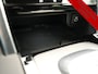 Land Rover Discovery Sport P300e R-Dynamic HSE PHEV 300pk Dealer O.H. | Trekhaak Af Fabriek | Adaptive Cruise | Meridian Audio | Camera | Lederen Sportstoelen Memory & Verwarmd | 20"L.M | Matrix LED | Apple Carplay | Keyless | Stuur Verwarmd | Blis | Plug In Hy