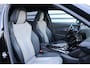 Peugeot e-2008 50KWH 136PK GT PACK AUTOMAAT / NAVI / LEDER / CLIMA / PDC / 18" LMV / CAMERA / ALCANTARA / PANO. DAK / KEYLESS / FULL-LED / FULL OPTIONS / 1E EIGENAAR / NIEUWSTAAT !!
