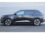 Peugeot e-2008 50KWH 136PK GT PACK AUTOMAAT / NAVI / LEDER / CLIMA / PDC / 18" LMV / CAMERA / ALCANTARA / PANO. DAK / KEYLESS / FULL-LED / FULL OPTIONS / 1E EIGENAAR / NIEUWSTAAT !!