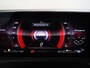 Mercedes-Benz A-klasse 250e Business Solution AMG | Panoramaschuifdak | Premium Plus | Head-up display | Dodehoekassistent |