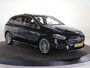 Mercedes-Benz B-klasse 250e Business Solution AMG | Panoramaschuifdak | Premium plus pakket | Trekhaak  | Head-up display |