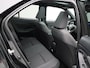 Toyota Yaris Cross 1.5 Hybrid Dynamic | Automaat | Parkeer sensoren | LMV | Stoel verwarming | Navigatie | DAB | Camera | Panorama dak | Cruise control |