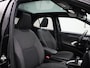 Toyota Yaris Cross 1.5 Hybrid Dynamic | Automaat | Parkeer sensoren | LMV | Stoel verwarming | Navigatie | DAB | Camera | Panorama dak | Cruise control |
