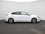 Hyundai Ioniq Premium EV 38 kWh | Navigatie | Camera | Virtual cockpit | Leder | DAB | Stuur verwarming | Stoel verwarming/koeling | Virtual Cockpit | Cruise Control | Parkeersensoren | Climate Control | Lichtmetalen Velgen |