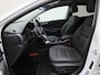 Hyundai Ioniq Premium EV 38 kWh | Navigatie | Camera | Virtual cockpit | Leder | DAB | Stuur verwarming | Stoel verwarming/koeling | Virtual Cockpit | Cruise Control | Parkeersensoren | Climate Control | Lichtmetalen Velgen |