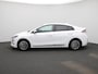 Hyundai Ioniq Premium EV 38 kWh | Navigatie | Camera | Virtual cockpit | Leder | DAB | Stuur verwarming | Stoel verwarming/koeling | Virtual Cockpit | Cruise Control | Parkeersensoren | Climate Control | Lichtmetalen Velgen |