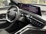 Peugeot 5008 GT 1.2 Hybrid 145PK e-DCS6 Automaat Navigatie, Achteruitrijcamera, Keyless, Stoel & Stuurwielverwarming, Elektrische Achterklep, Parkeersensoren