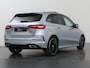 Mercedes-Benz B-klasse 250e Business Solution AMG | Panoramaschuifdak | Night | Premium plus pakket | Winter pakket | Trekhaak  | Head-up display |