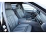 BMW 5-Serie Touring 530D 286PK HIGH EXECUTIVE M-SPORT / NAVI / LEDER / FULL-LED / CLIMA / PDC / 19" LMV / CAMERA / KEYLESS  / PANO. DAK / WINTERPAKKET / ADAPT. CRUISECONTROL / UNIEK / NIEUWSTAAT !!