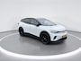 Volkswagen ID.4 Pro Limited Edition 77 kWh accu 286 pk · Achteruitrijcamera · Trekhaak, elektrisch uitklapbaar · Draadloze telefoonlader ·