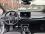 Volkswagen ID.4 Pro Limited Edition 77 kWh accu 286 pk · Achteruitrijcamera · Trekhaak, elektrisch uitklapbaar · Draadloze telefoonlader ·