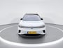 Volkswagen ID.4 Pro Limited Edition 77 kWh accu 286 pk · Achteruitrijcamera · Trekhaak, elektrisch uitklapbaar · Draadloze telefoonlader ·