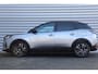 Peugeot 3008 1.6 HYBRID 225PK GT PACK AUTOMAAT / NAVI / LEDER / CLIMA / AGR / PDC / 19" LMV / CAMERA / PANO. DAK / AFN. TREKHAAK / BLACK PACK / FOCAL AUDIO / KEYLESS / WINTERPAKKET / FULL-LED / NIEUWSTAAT !!