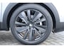 Peugeot 3008 1.6 HYBRID 225PK GT PACK AUTOMAAT / NAVI / LEDER / CLIMA / AGR / PDC / 19" LMV / CAMERA / PANO. DAK / AFN. TREKHAAK / BLACK PACK / FOCAL AUDIO / KEYLESS / WINTERPAKKET / FULL-LED / NIEUWSTAAT !!