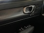Volvo XC40 Recharge P8 AWD R-Design 408pk | Trekhaak | Harman/Kardon | Panoramadak | Memory | Stuur/stoelverwarming