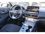 Hyundai Kona Electric 204pk EV Fashion 64 kWh | SoH 96% | Warmtepomp | Head-up | Camera | Trekhaak Afneembaar