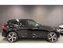 Volvo XC60 2.0 T8 455PK AWD R-DESIGN BLACK B&W/PANO/LEDER/H-UP/360CAM/STOEL-M+KOELING///