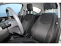 Opel Karl 1.0-75pk ecoFLEX Edition. Erg nette hoogzitter ! Slechts 59.000km ! Airco, parkeersensoren achter, cruise control, Bluetooth telefoonvoorbereidng, metallic lak etc.