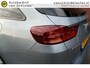 Kia Ceed Sportswagon 1.0 T-GDI DYNAMICLINE KEURIGE NETTE STAAT VOLLEDIG DEALER ONDERHOUDEN CAMERA LED STOEL+STUURVERWARMING ANDROID/APPLECARLAY(NAVI) ECC AIRCO CRUISECONTROL BLUETOOTH LMV PRIVACYGLAS ENZ...