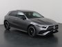 Mercedes-Benz A-klasse 250e Business Solution AMG | Panoramaschuifdak | Stoelverwarming | Achteruitrijcamera |  MULTIBEAM LED | Nightpakket |