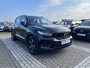 Volvo XC40 B4 R-Design | Camera | Trekhaak | Visual Park Assist |