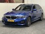 BMW 3-Serie TOURING 330E XDRIVE 4X4 PHEV HIGH EXECUTIVE M PAKKET LEDER/ALCANTARA NAVIGATIE CRUISE CONTROL PANORAMA SCHUIF/KANTELDAK APPLE CARPLAY/ANDROID KEYLESS GO UITKLAPBARE TREKHAAK PDC ZEER MOOI !! Brgl