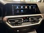 BMW 3-Serie TOURING 330E XDRIVE 4X4 PHEV HIGH EXECUTIVE M PAKKET LEDER/ALCANTARA NAVIGATIE CRUISE CONTROL PANORAMA SCHUIF/KANTELDAK APPLE CARPLAY/ANDROID KEYLESS GO UITKLAPBARE TREKHAAK PDC ZEER MOOI !! Brgl