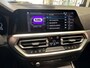 BMW 3-Serie TOURING 330E XDRIVE 4X4 PHEV HIGH EXECUTIVE M PAKKET LEDER/ALCANTARA NAVIGATIE CRUISE CONTROL PANORAMA SCHUIF/KANTELDAK APPLE CARPLAY/ANDROID KEYLESS GO UITKLAPBARE TREKHAAK PDC ZEER MOOI !! Brgl
