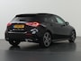 Mercedes-Benz A-klasse 180 Business Solution AMG | Night | Achteruitrijcamera | Stoelverwarming | Sfeerverlichting | Getin glas |
