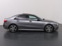 Mercedes-Benz A-klasse 250 Premium | AMG | Night | Panoramadak | Stoelverwarming | Achteruitrijcamera |
