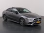 Mercedes-Benz A-klasse 250 Premium | AMG | Night | Panoramadak | Stoelverwarming | Achteruitrijcamera |