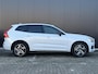 Volvo XC60 2.0 B5 R-Design Panorama dak / Adaptive cruise control / Elektr. stoelverstelling / 360 camera / stoel- en stuurverwarming