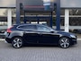 Volvo V40 1.5 T3 Polar+ Sport / Automaat / NL-Auto / Dealer-Onderhouden / Cruise-Control / Climate-Control / Stoelverwarming / Harman-Kardon Audio / Afneembare-Trekhaak / LED / Keyless / DAB Radio-Bluetooth / Navi / Camera / 17'' LMV / ENZ.