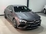 Mercedes-Benz CLA 180 Business Solution AMG Automaat / Navigatie full map / Cruise control / Lederen interieur / etc..